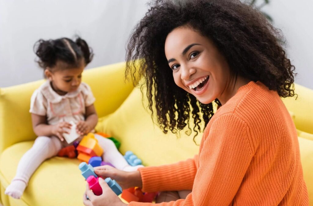 A Kids Club ABA therapist delivering personalized care in South Fulton, GA, demonstrating the benefits of individualized ABA therapy.